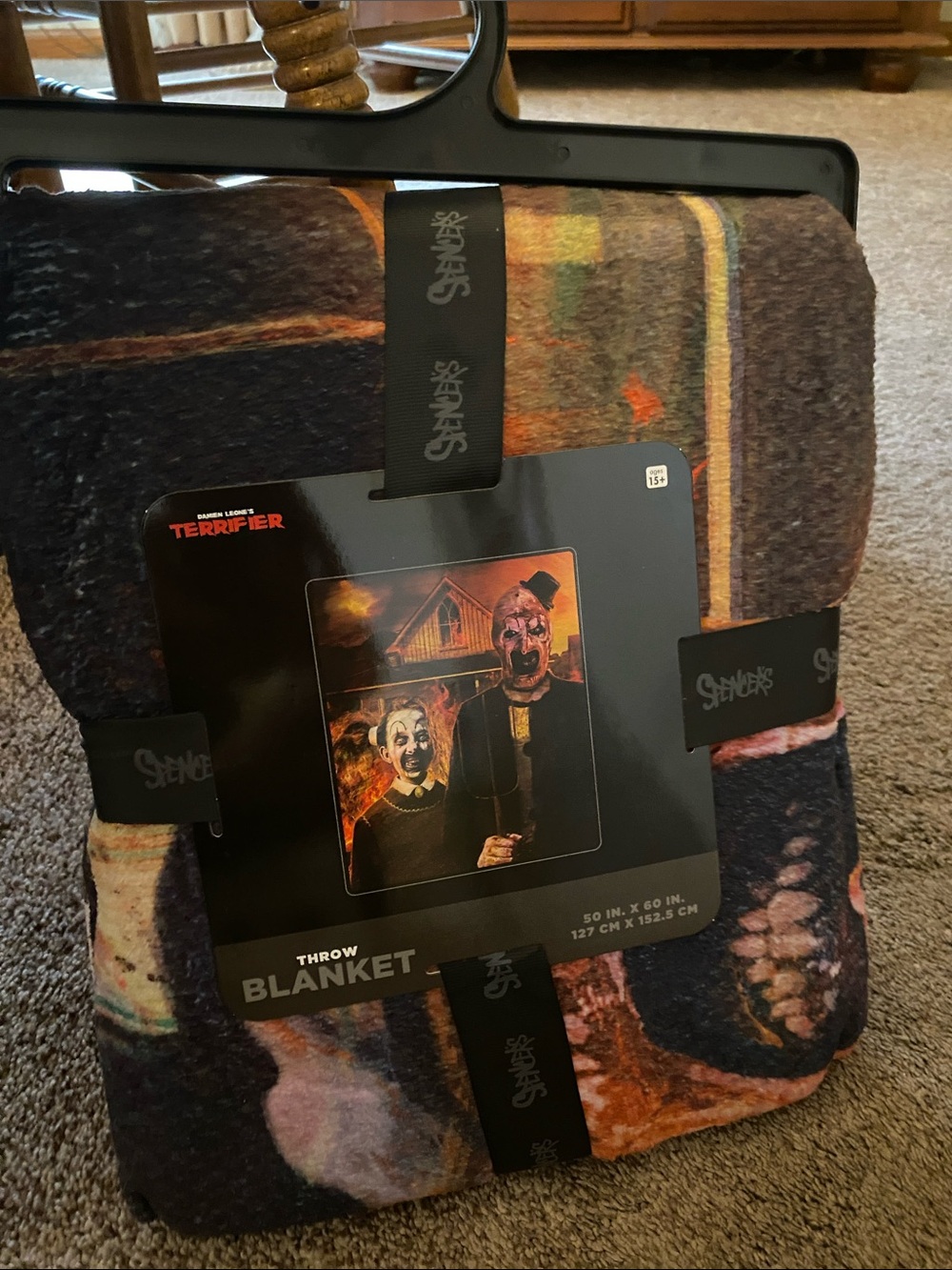 Terrifier Art The Clown Throw Blanket